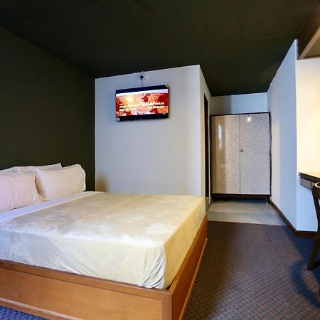 Fata Hotel By Project Borneo Kuching Buitenkant foto