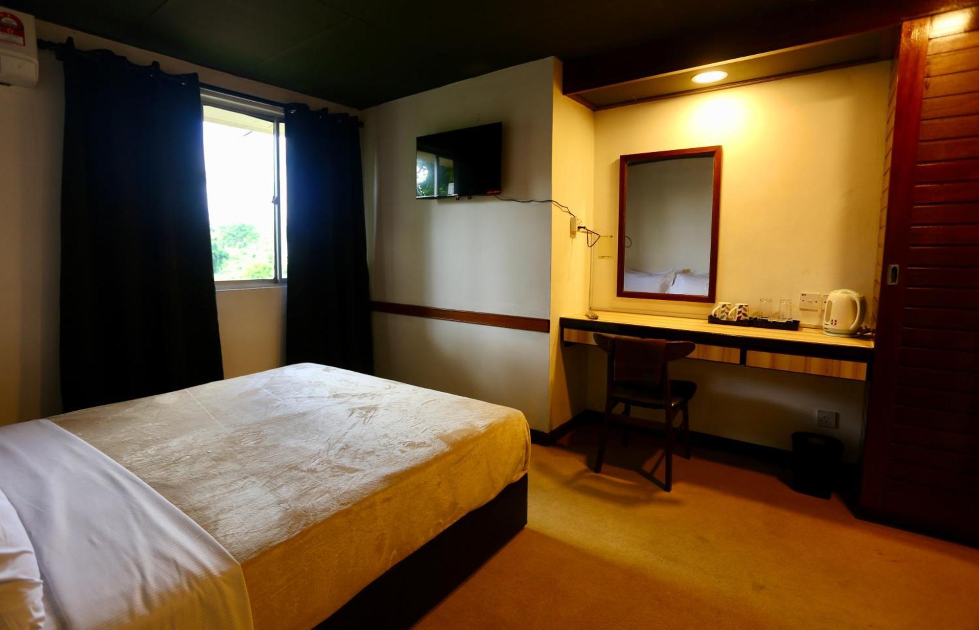 Fata Hotel By Project Borneo Kuching Buitenkant foto